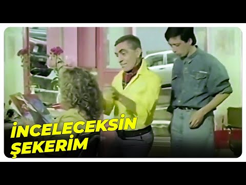 Kadın Kuaförü Müşterisiyle Nasıl Konuşur? | Çılgın Berber - Aydemir Akbaş Eski Türk Filmi
