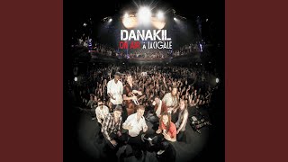 Video thumbnail of "Danakil - Non, je ne regrette rien (Live à la Cigale)"