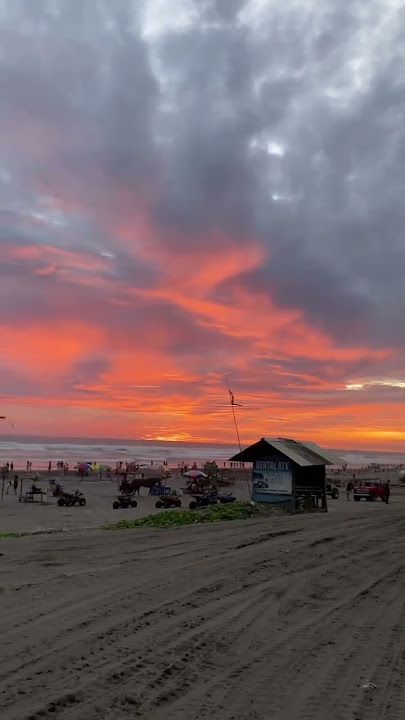 Pantai Parangtritis Yogyakarta #sunset #motoexplore #senja #jogja