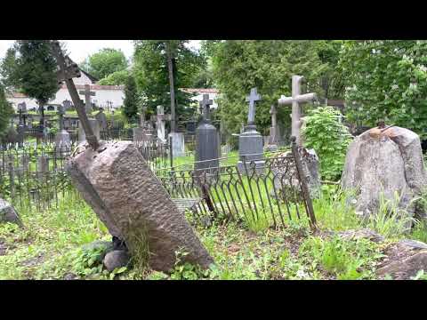 Video: Lyublinskoye cemetery - one of the oldest necropolises in Moscow