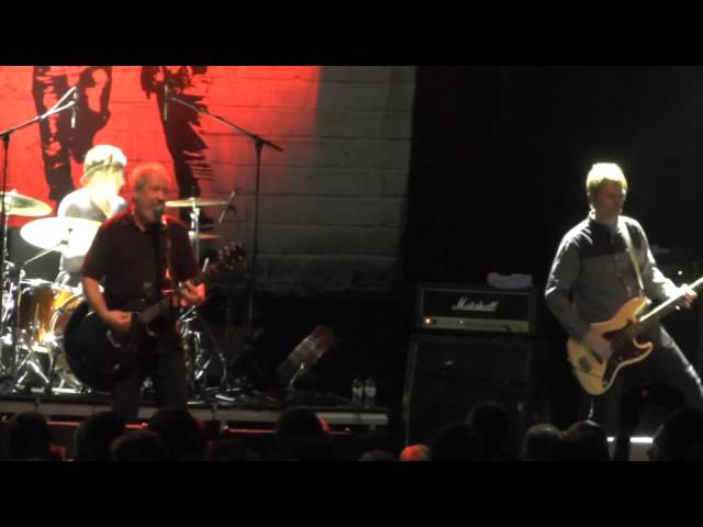 Watch The Buzzcocks - I Don't Mind (Het Depot Leuven 14/03/2015) on YouTube Watch The Buzzcocks - I Don't Mind (Het Depot Leuven 14/03/2015) on YouTube