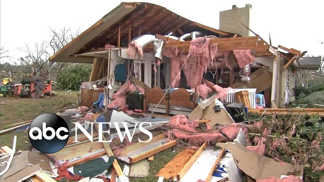 Deadly Tornadoes Slam the South - YouTube