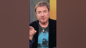 Thumbnail of Simon talks about how he featured his daughter, Saffron, on the latest album FUTURE PAST!