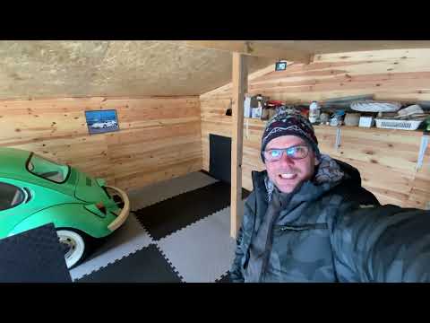 Videó: Mivel tölthetem ki a garázs padlóján lévő repedéseket?