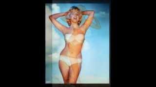Sensual Marilyn Monroe by Eve