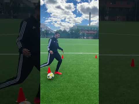 Видео: How good is your first touch? 