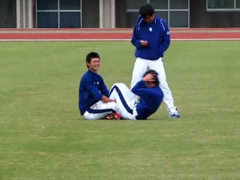 2009沖縄北谷キャンプ　谷・岩崎恭2