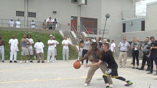 Professor goes to Prison LOSES 1v1 Prison Inmate