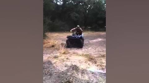 How to do a doughnut in a 4 wheeler