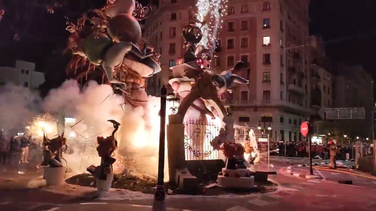 Cremà falla Obispo Amigo València 2023