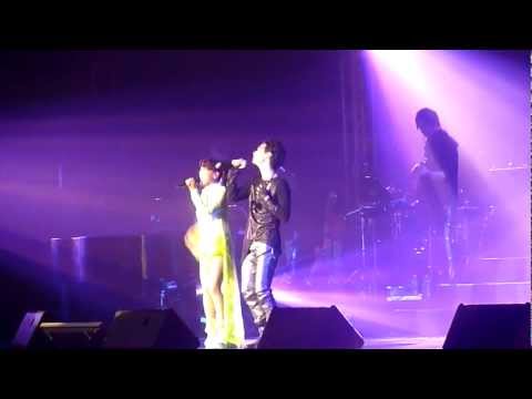 花火+偷偷的愛Feat.嚴爵@The Diva In Della 2012 In Arena Of Stars...280412