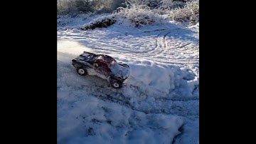 Arrma Mojave snow fun 🤘