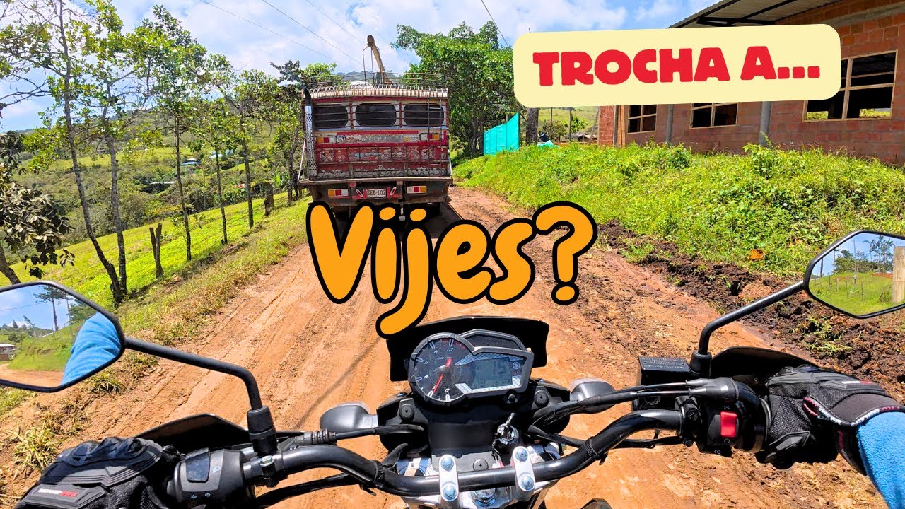 Increibles Paisajes en esta TROCHA A VIJES 🇨🇴 Motovlog