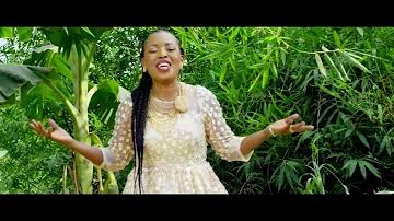 MoniQue - Way Maker [Feat. Sammie Okposo] (Official Music Video)