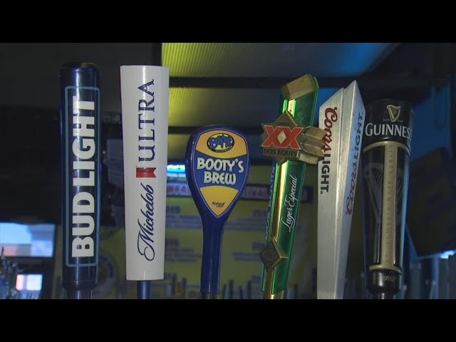 Uncle V- Etitano koshivike (Kombaanga okwiinyenga) Official audio