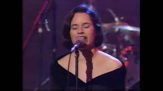 10,000 Maniacs Candy Everybody Wants (live at MTV Drops The Ball '93) on MTV 120 Minutes 1993.01.03