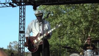 Chuck Berry -  Johnny B. Good (Live 2010) chords