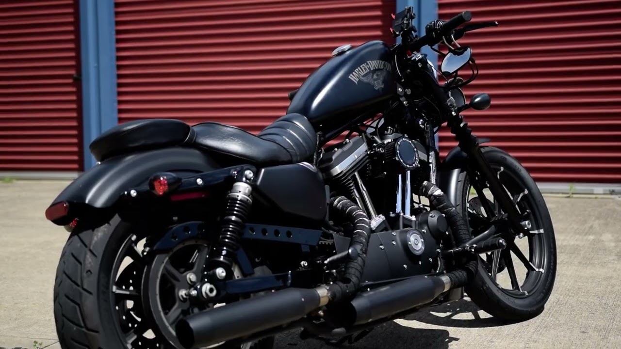 Custom Harley Davidson Iron 883 RAW sound.
