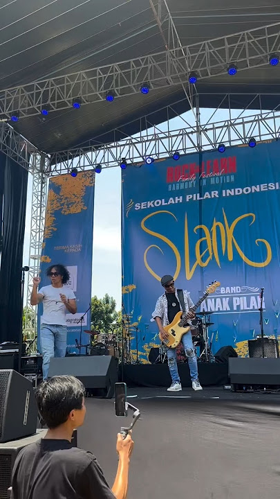 Slank red rose live