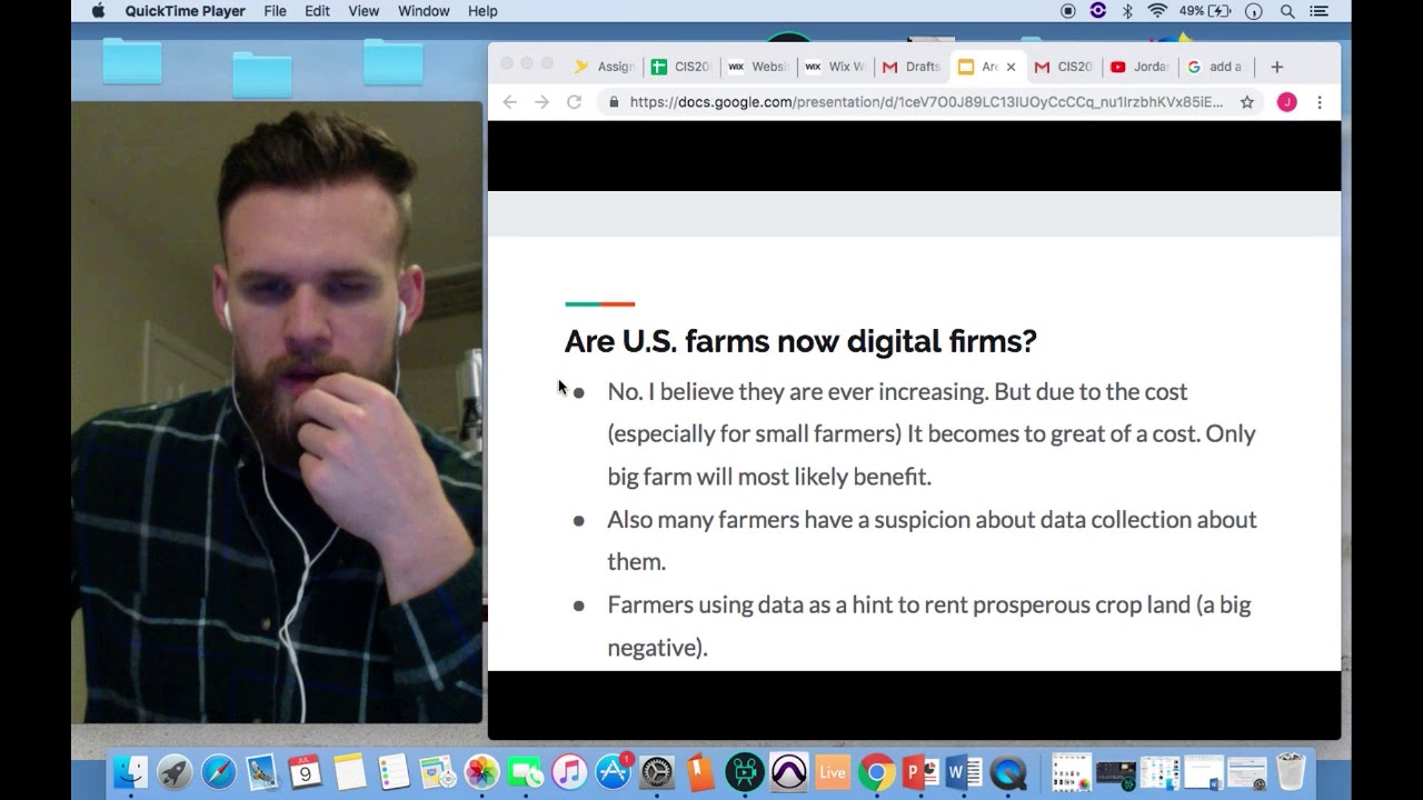 Are Farms Becoming Digital Firms?