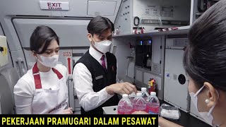 Intip Pekerjaan Pramugari dan Pramugara dalam Pesawat saat Menyiapkan Menu Makan Untuk Penumpang
