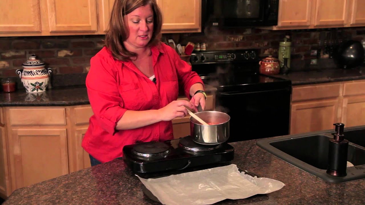 How to Make Strawberry Leather : Berry Desserts