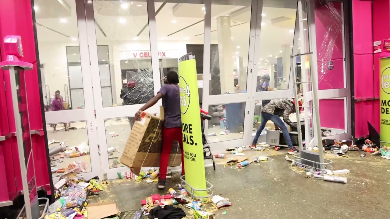 Video Shows Looting at Mall in Durban, South Africa YouTube