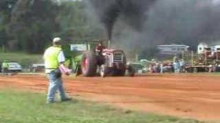 IH 660 Turbo Pulling Tractor
