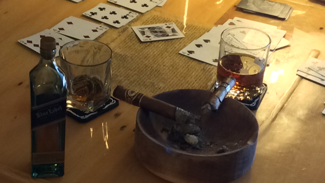 Round Cigar ash tray made with only a table saw