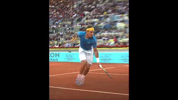 Nadal couldn't believe Federer's miss 🤯