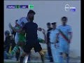 أغرب لقطة في مباراة " الرجاء VS بلدية المحلة " لاعب الرجاء يرمي لاعب بلدية المحلة خارج الملعب