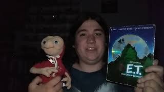E.T. The Extra-Terrestrial Review