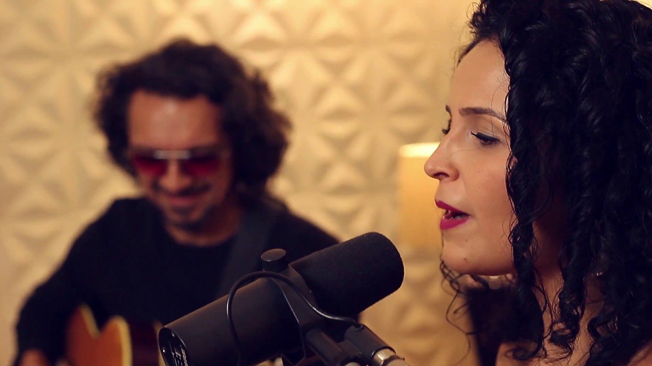 Triste - Tom Jobim (Heli Medeiros acoustic cover)