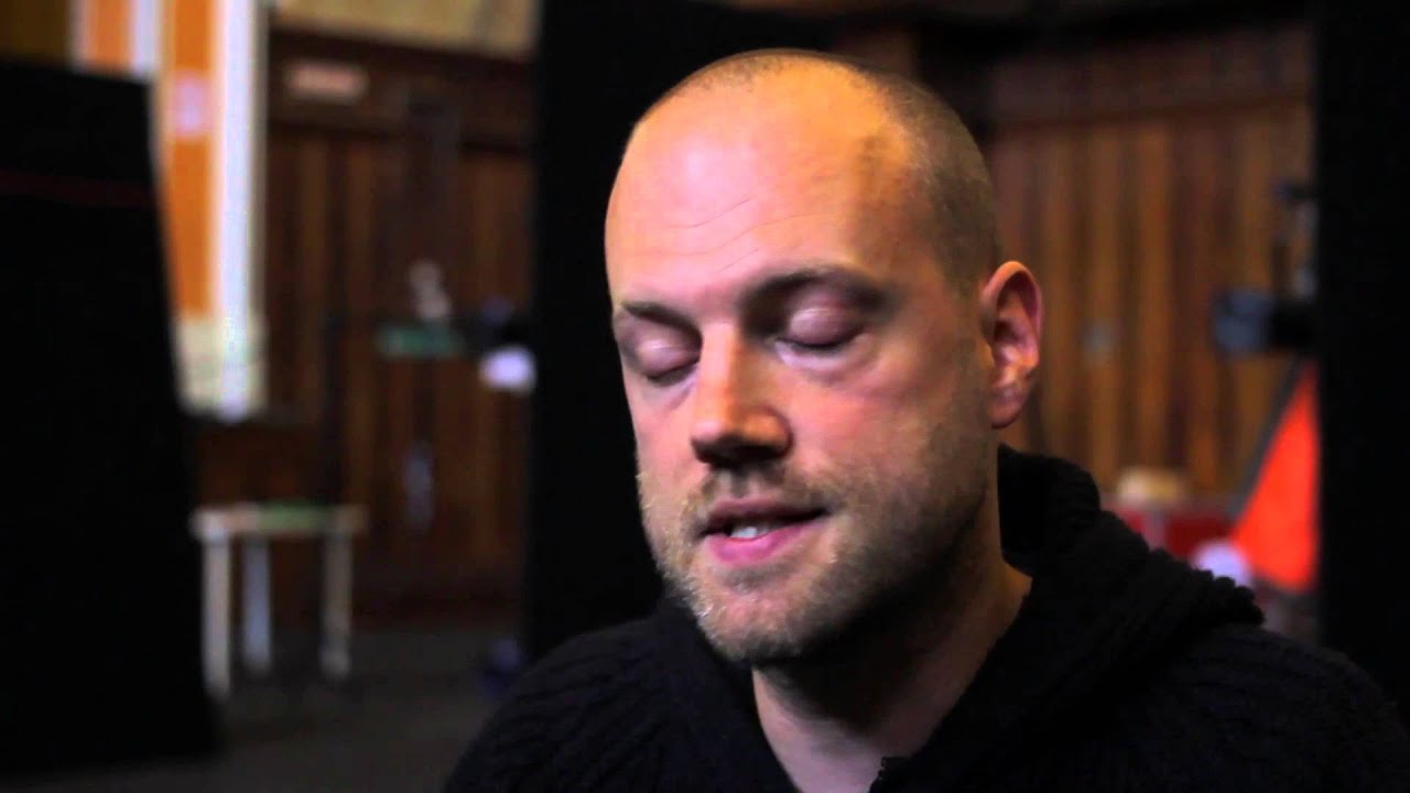 Backstage: Dragon - In Rehearsal - YouTube