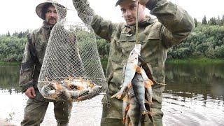 РЫБАЛКА -  МЕЧТА! КАК В СКАЗКЕ! РЫБА КЛЮЕТ НА КАЖДЫЙ ЗАБРОС. РЫБАЛКА НА ГЛУХОМ ОЗЕРЕ.