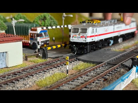 Indian Railway Scene I P7 Train Journey I HO Scale Indian Model Trains