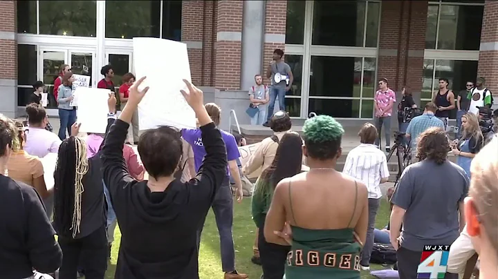UNF students rally against Gov. DeSantis’ education initiatives