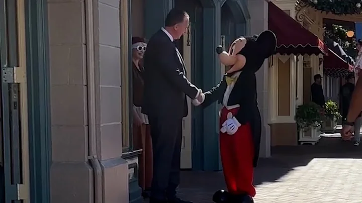 The story behind viral video of Walt Disney look-a...