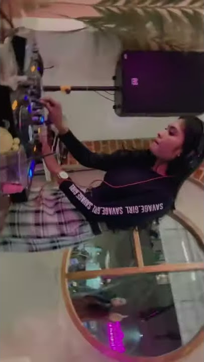 PERFORME DJ NABILA HILLARY AT BUN WAY HALIM