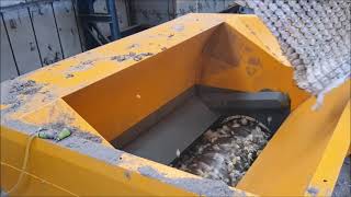 UNTHA XR shredder recycles waste mattresses for SRF / WtE | Mattress shredder | UNTHA UK