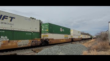 NS 213 Intermodal Taylors, SC w/NKP Heritage Unit leading