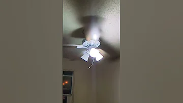 5 Ceiling Fans Wobbling With IPhone Ringtone Ceilingfan Funny Ringtone Memes 