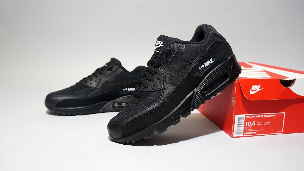 nike air max 90 essential black