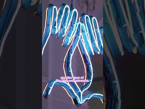 THE POWERFUL STORY BEHIND THE DIOR SET Shorts