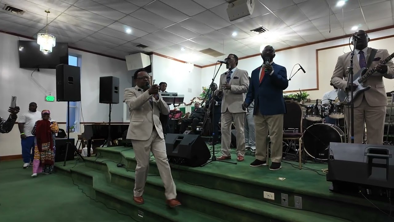 Doc Mckenzie & The Hi-Lites 