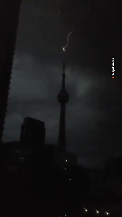 Lightning strikes CN tower in Toronto