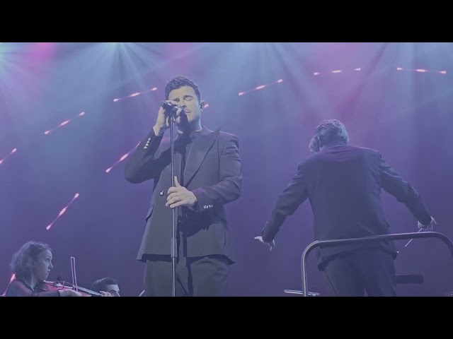 Vincent Niclo: « Vole »  concert Céline Dion Symphonique - 02/03/2024 -