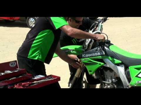 2010 Kawasaki KX 450F Testing Video