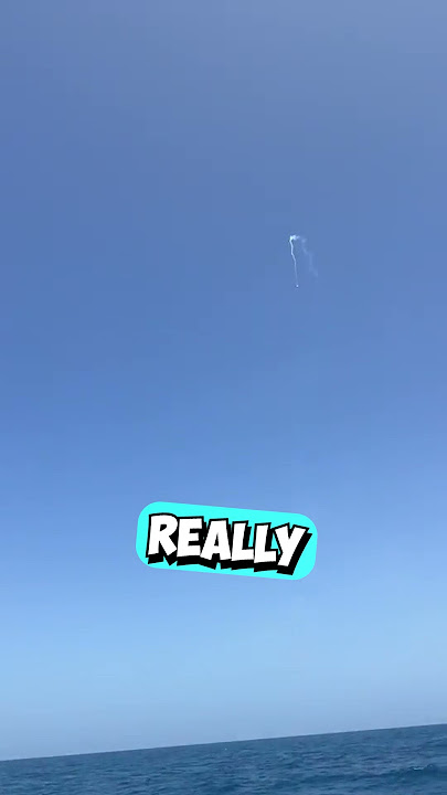 They Fired a Flare Hoping Someone Would See Them 😳 (@taylorgraceglass/TT)