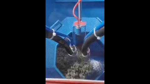 Automatic rotation drum sand blaster Rolling Barrel Sand Blasting Machine For Smaller castings clean